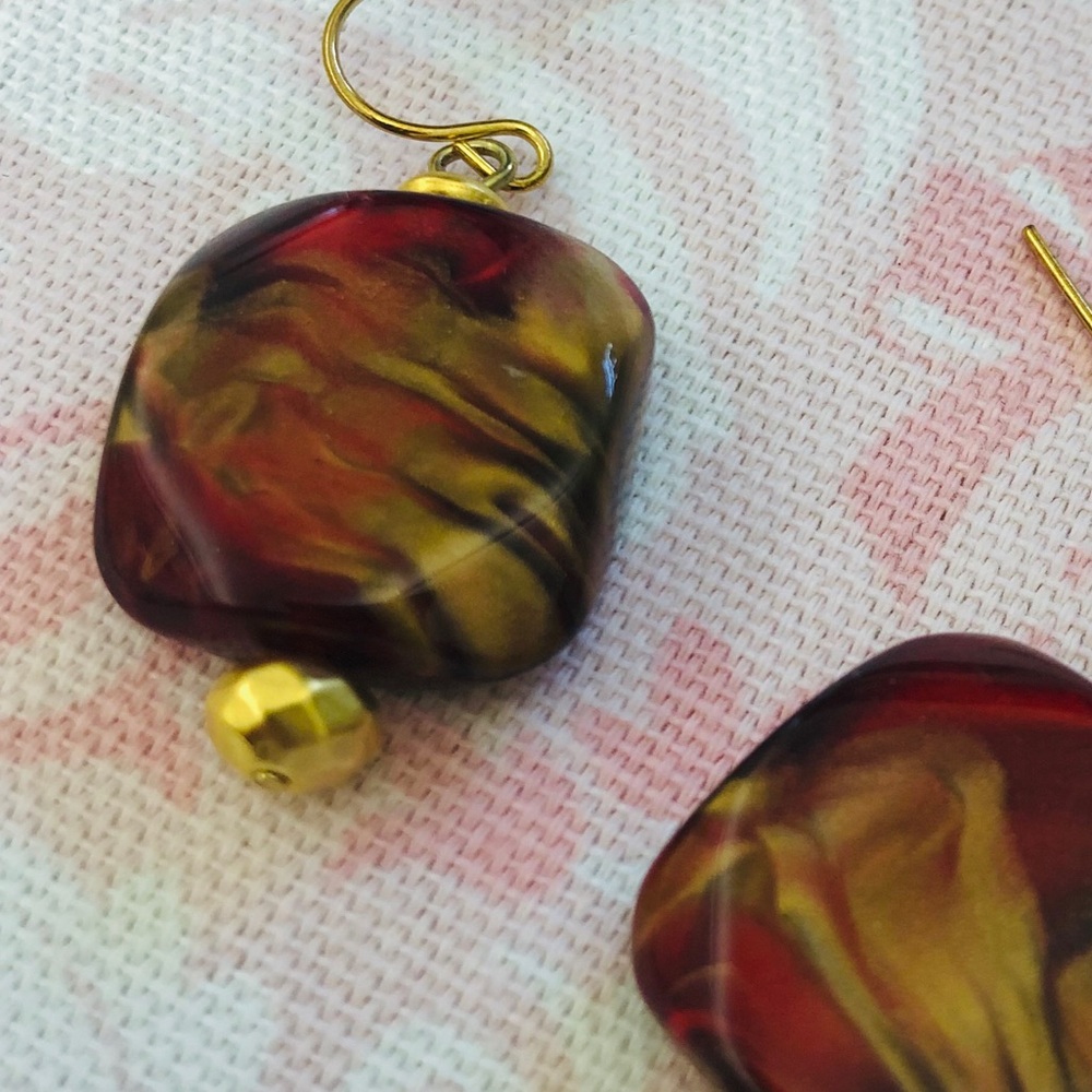 Earrings - Picture 6 of 7